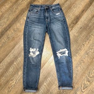 American Eagle mom jeans